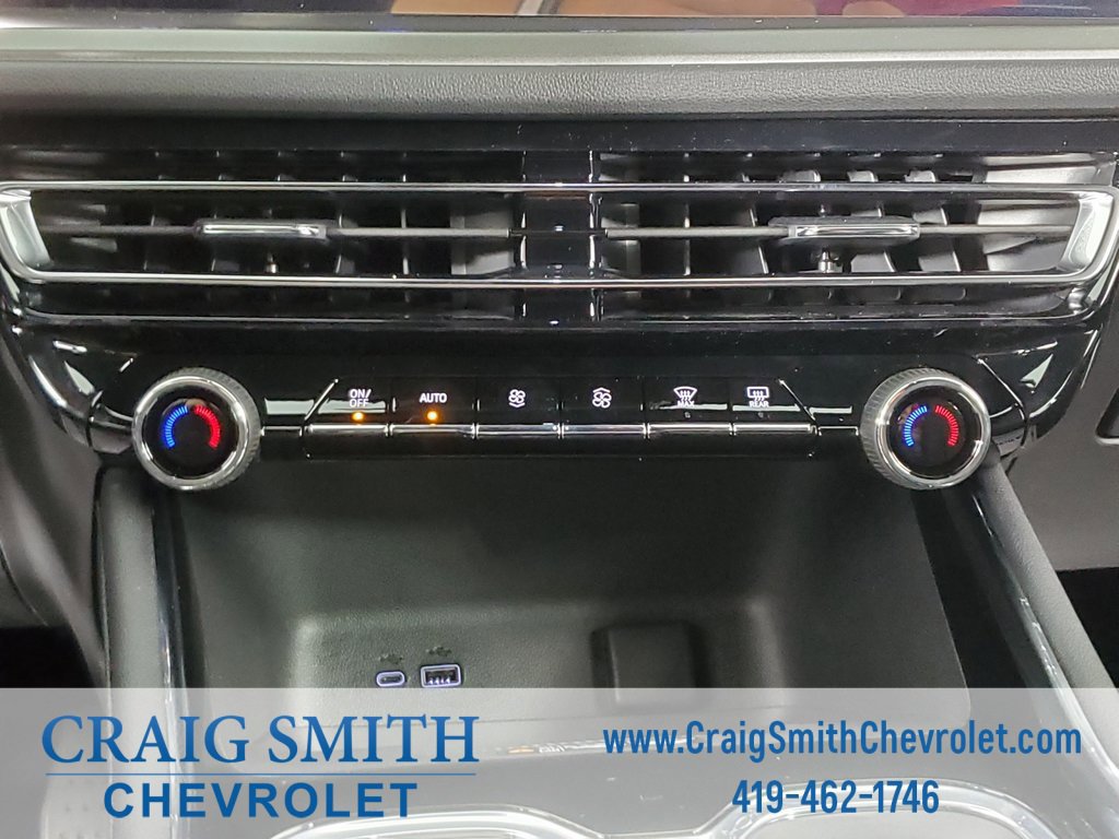 New 2026 Chevrolet Traverse LT w/ Midnight/Sport Edition image 24