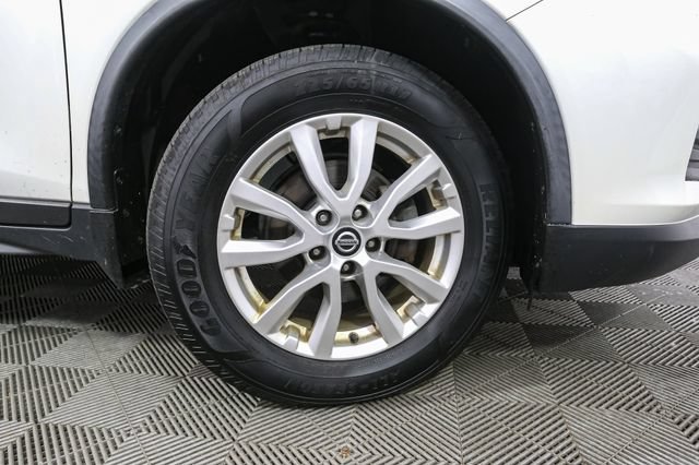 Used 2020 Nissan Rogue SV AWD/4WD image 15