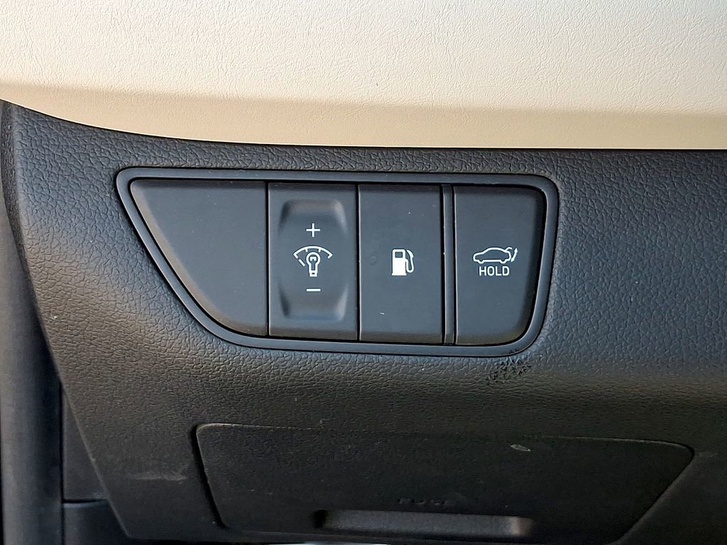 Used 2023 Genesis G70 3.3T w/ Sport Prestige Package image 28