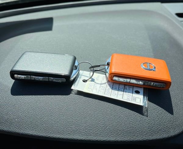 Used 2023 Volvo XC40 Recharge Plus image 9