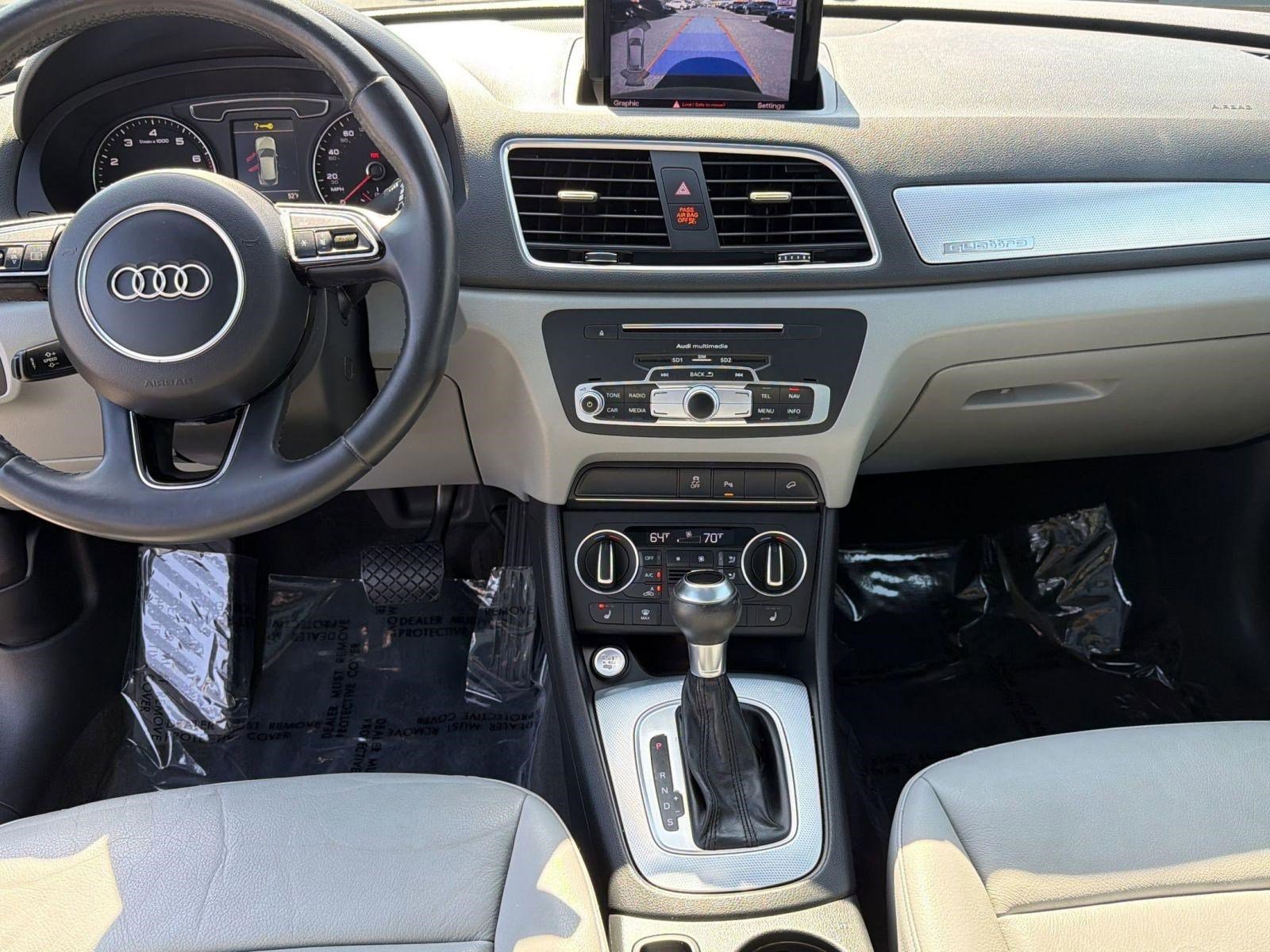 Used 2018 Audi Q3 2.0T Premium Plus w/ Premium Plus Package AWD/4WD image 27