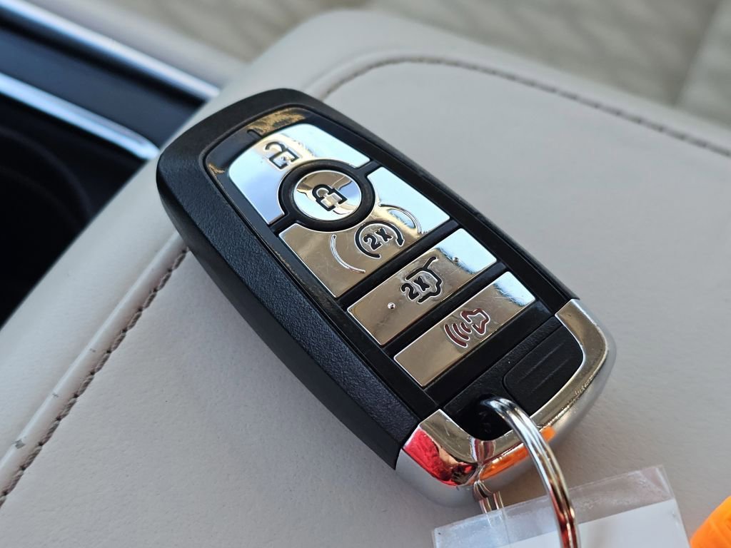 Used 2020 Lincoln Aviator Black Label w/ Dynamic Handling Package image 35