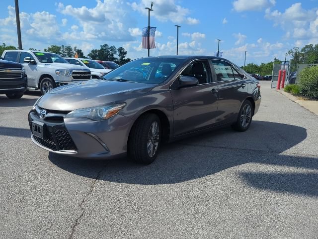 Used 2017 Toyota Camry SE FWD image 5