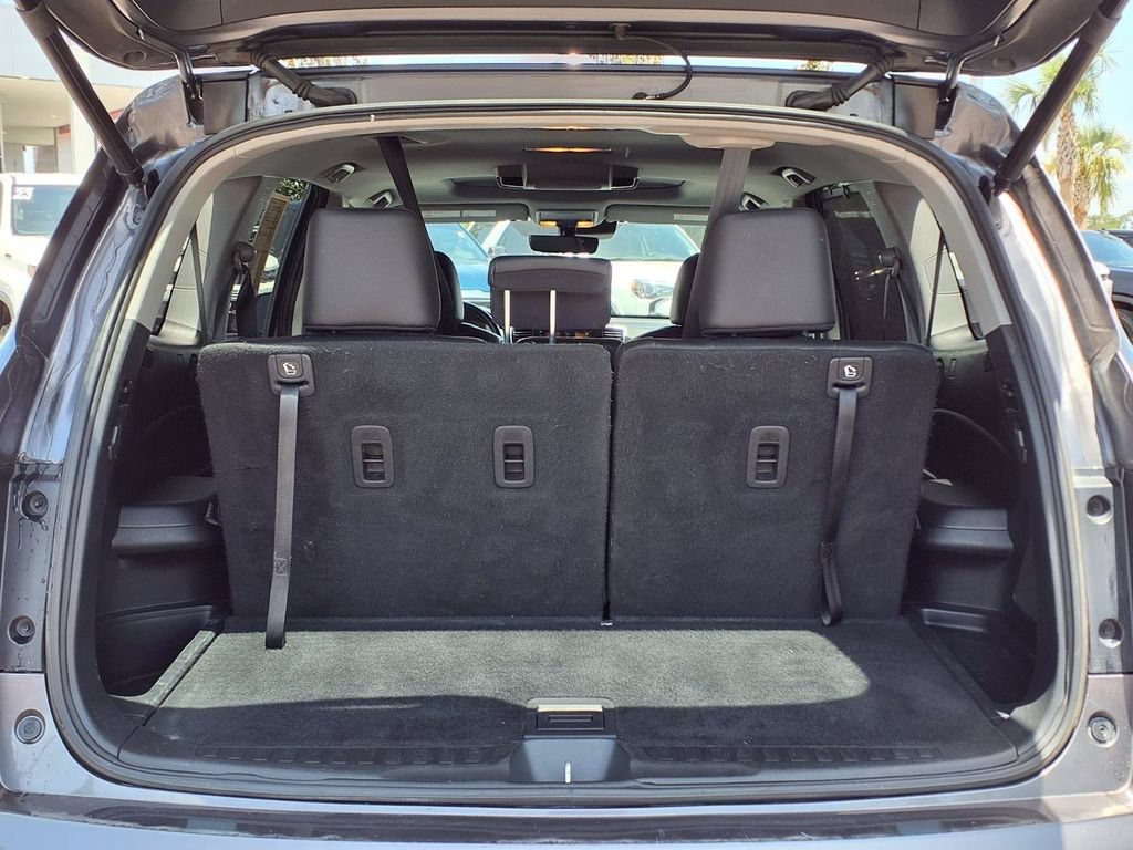 Used 2020 Honda Pilot Touring image 19