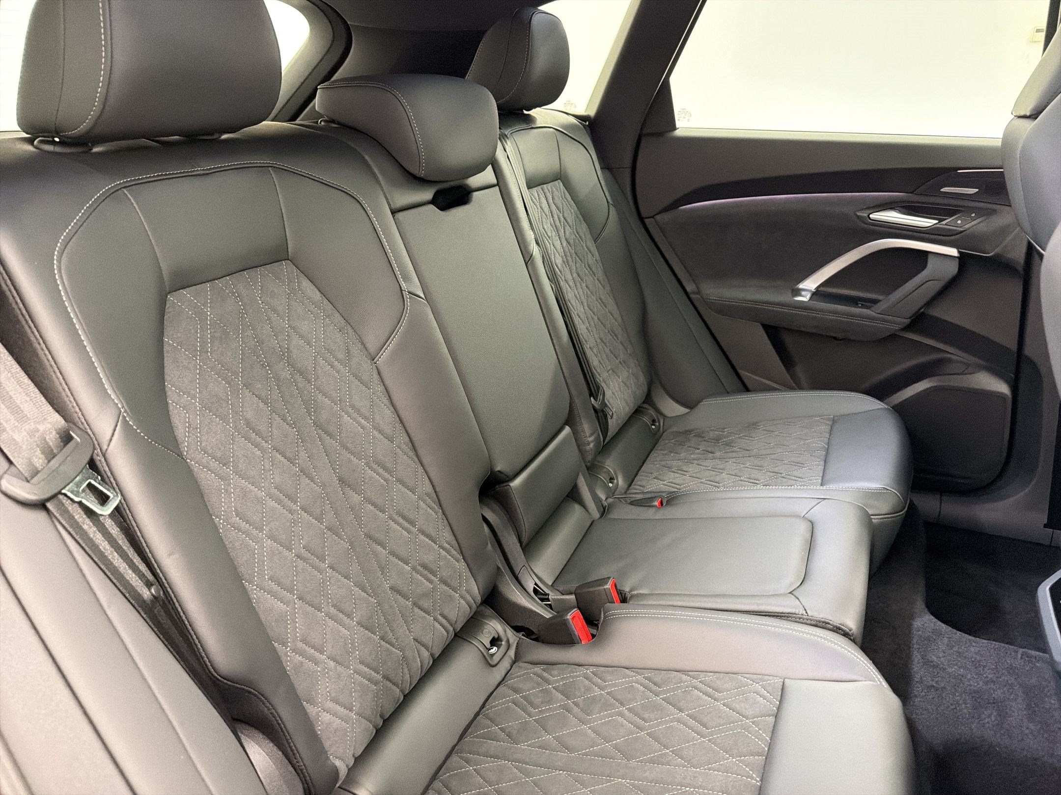 New 2026 Audi SQ5 Premium Plus AWD/4WD image 28