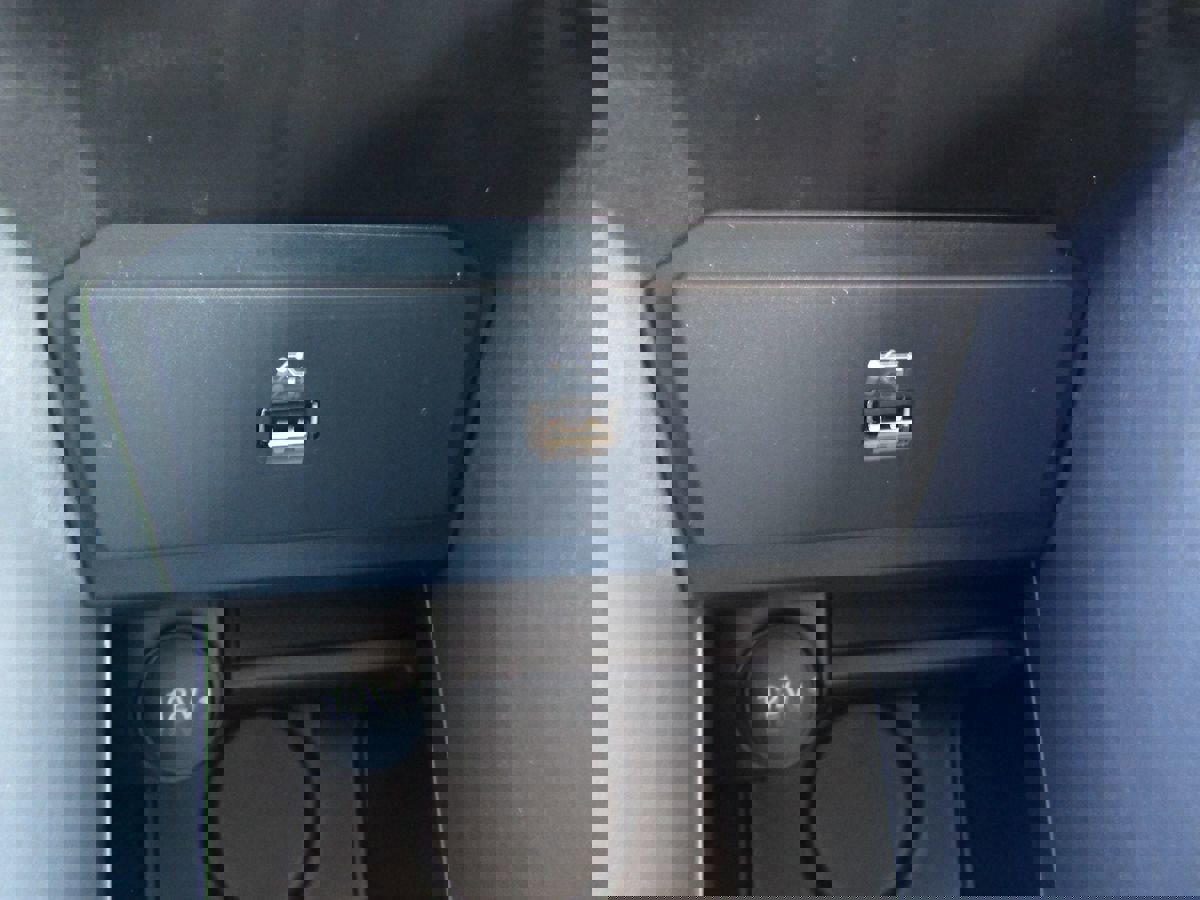 Used 2016 Ford C-MAX SE image 22