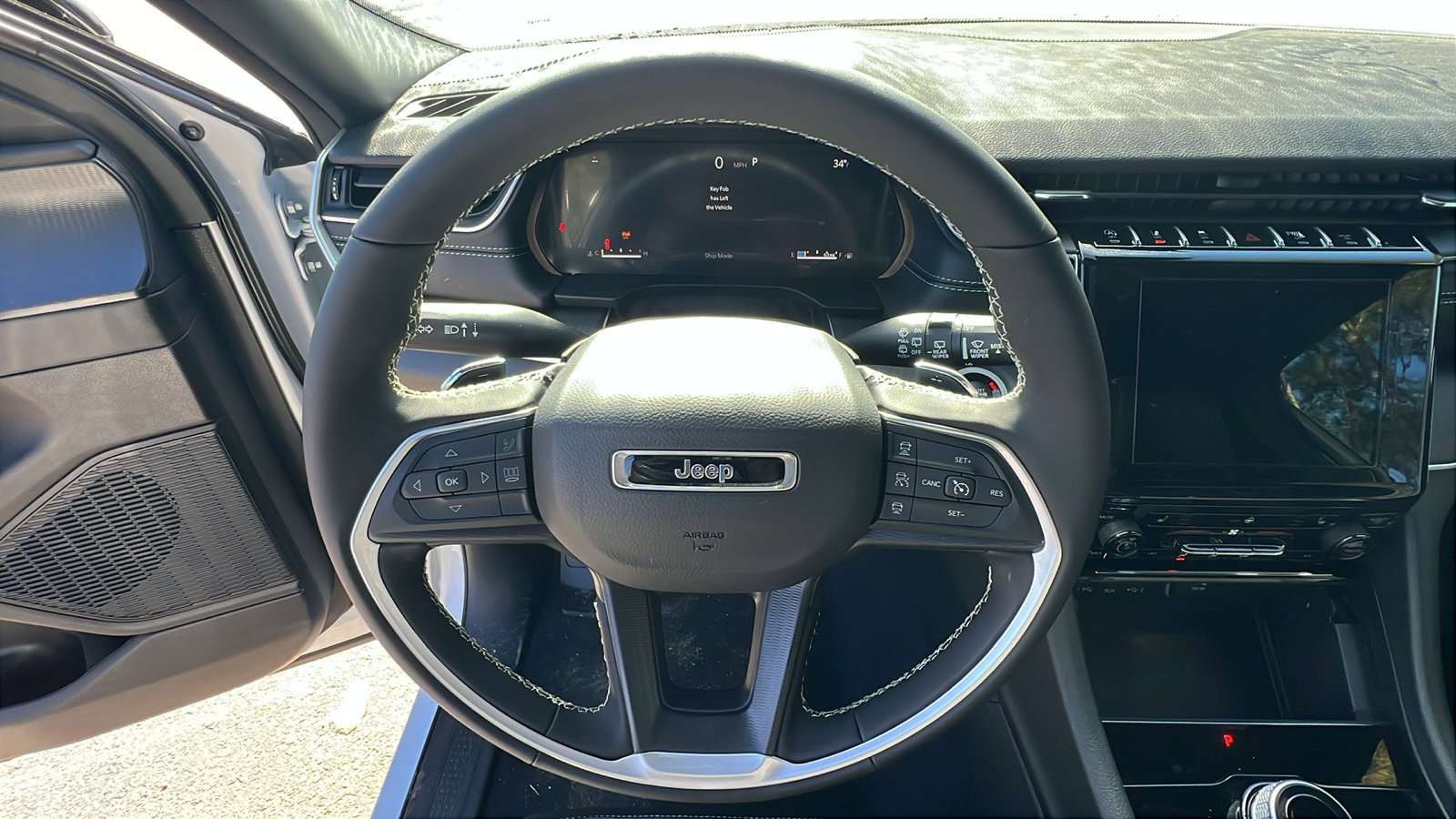 New 2025 Jeep Grand Cherokee 4WD image 21