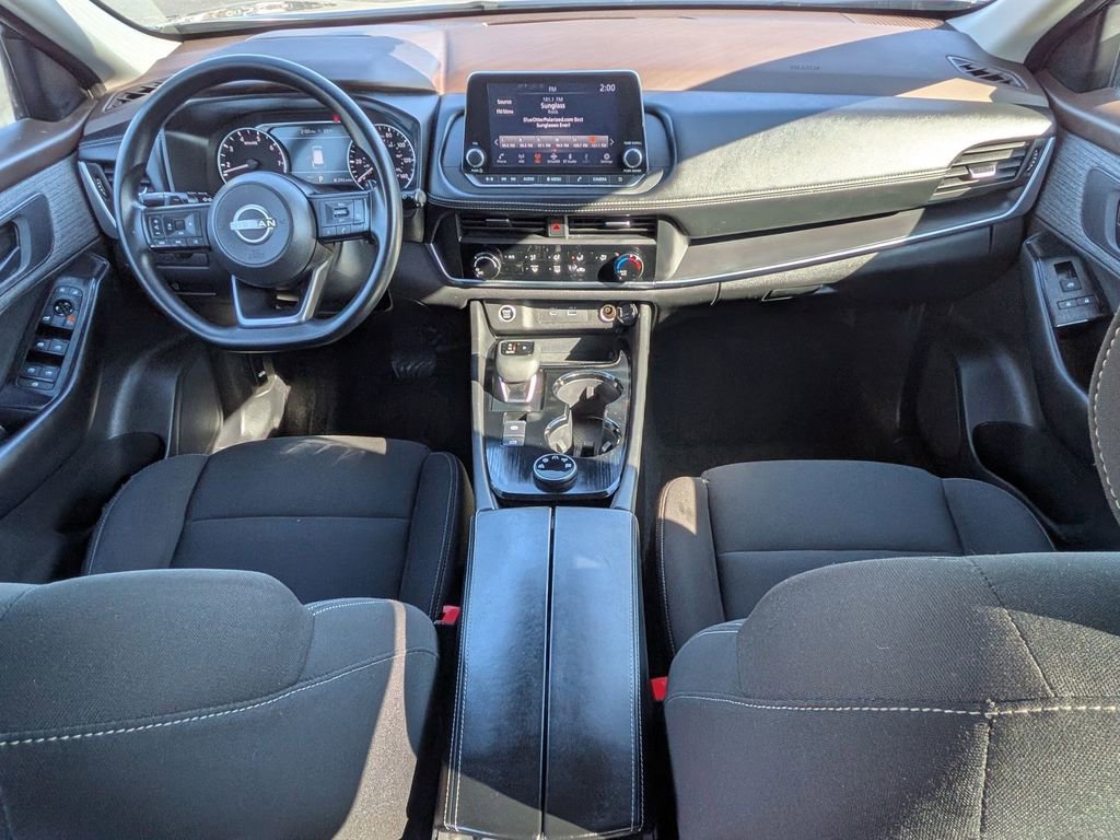 Used 2023 Nissan Rogue S image 17