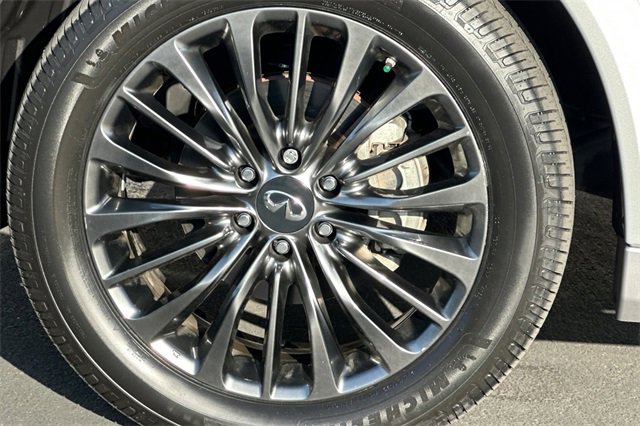 Used 2022 INFINITI QX80 Sensory w/ Cargo Package image 26