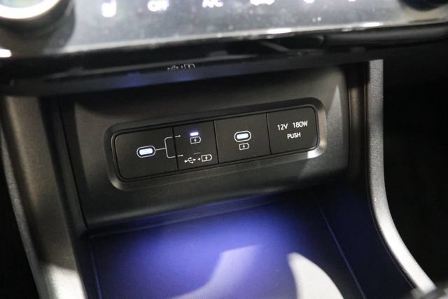 Certified 2025 Hyundai Tucson Limited AWD/4WD image 26