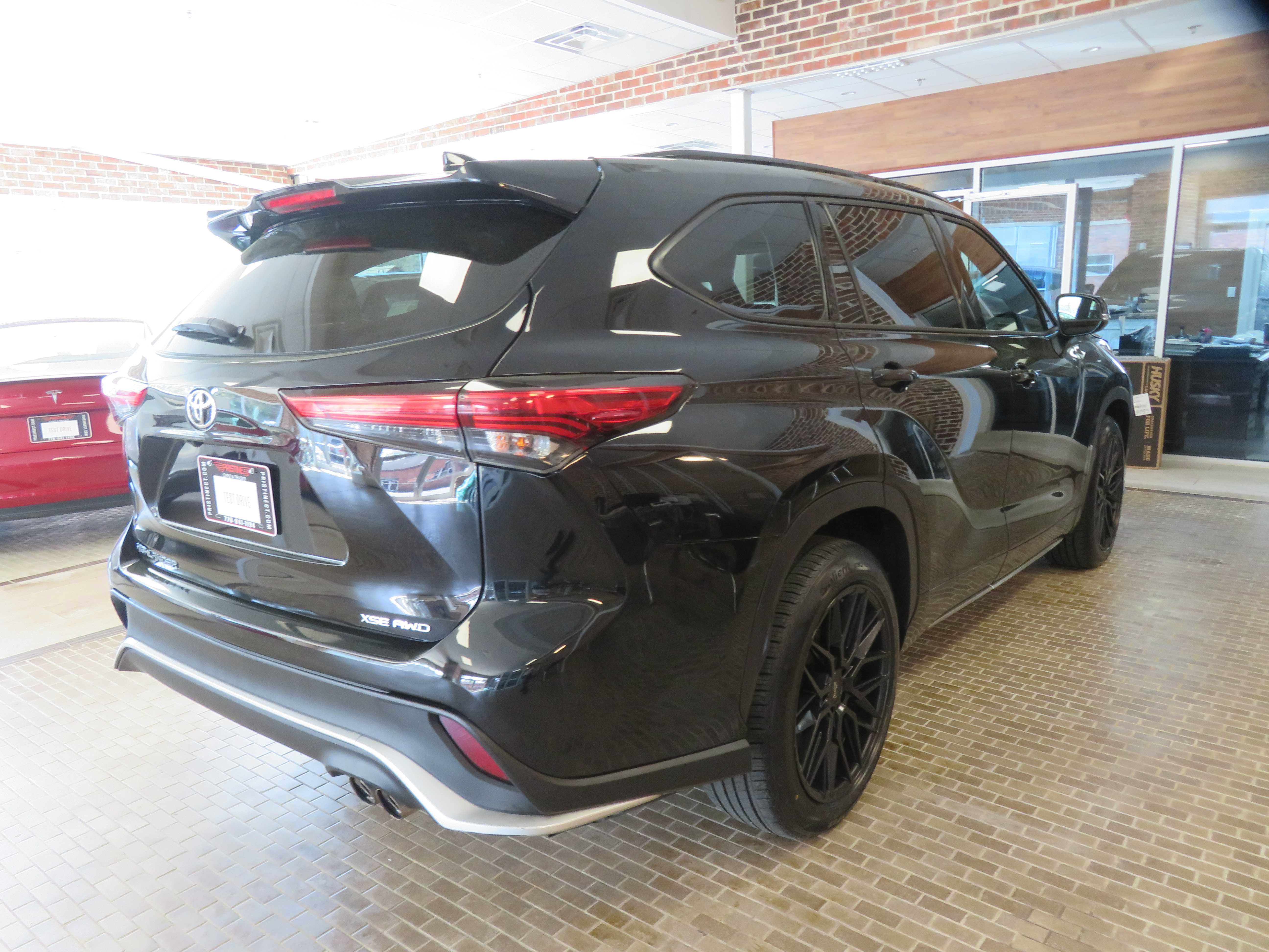 Used 2021 Toyota Highlander XSE AWD/4WD image 73