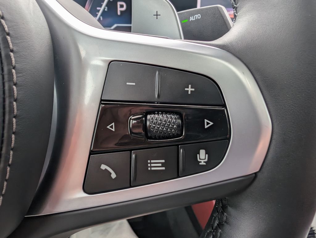 Used 2026 BMW X6 xDrive40i w/ Premium Package image 28