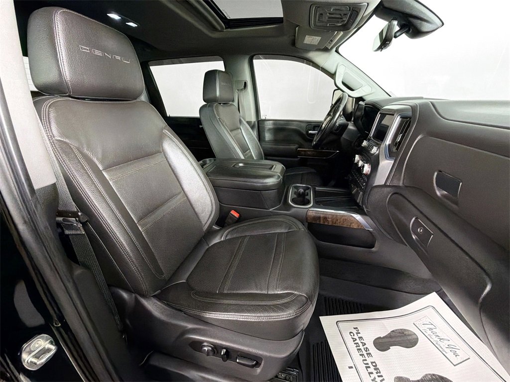 Used 2020 GMC Sierra 3500 Denali w/ Denali Ultimate Package image 27