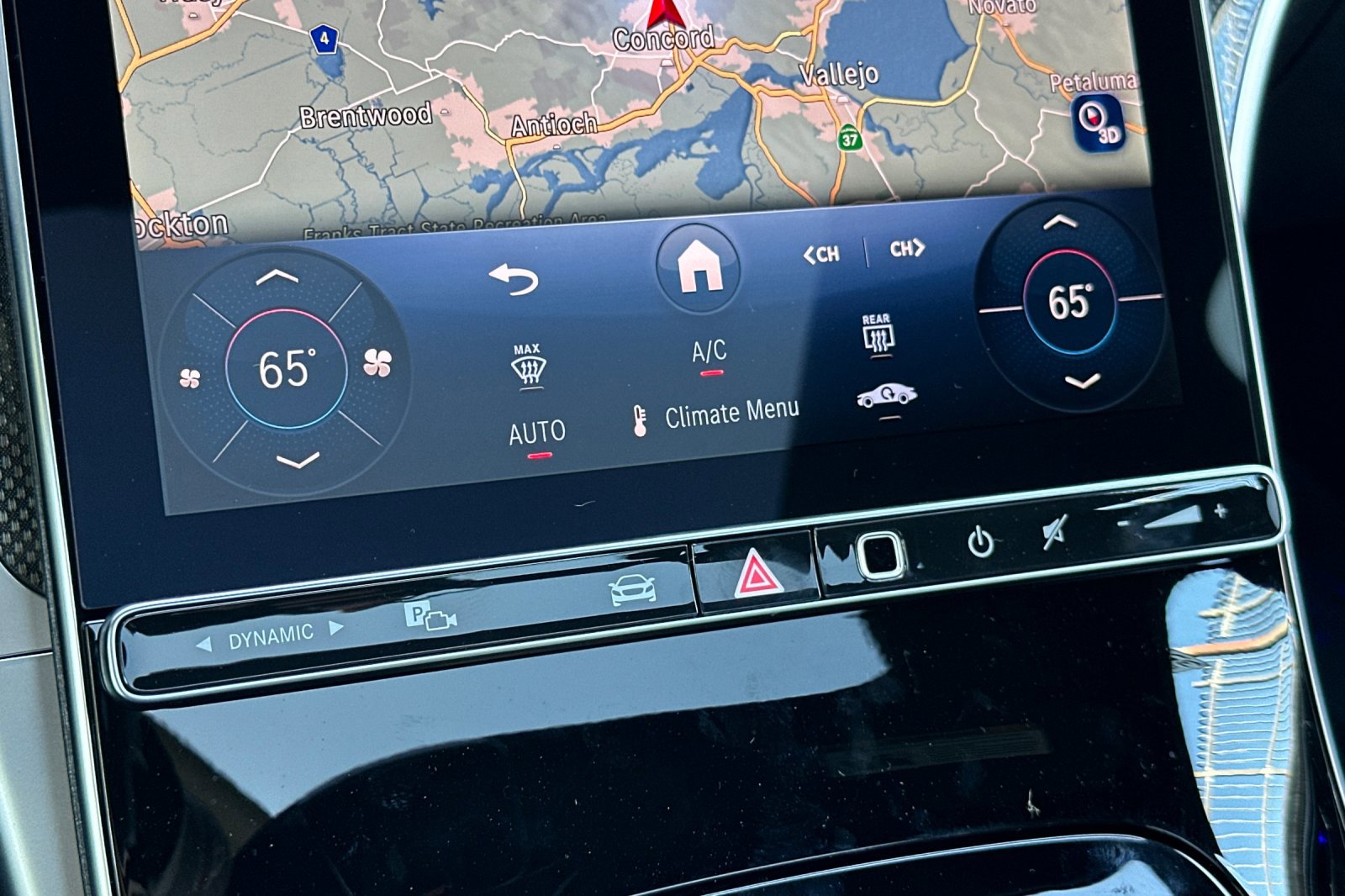 New 2025 Mercedes-Benz C 300 Sedan image 21