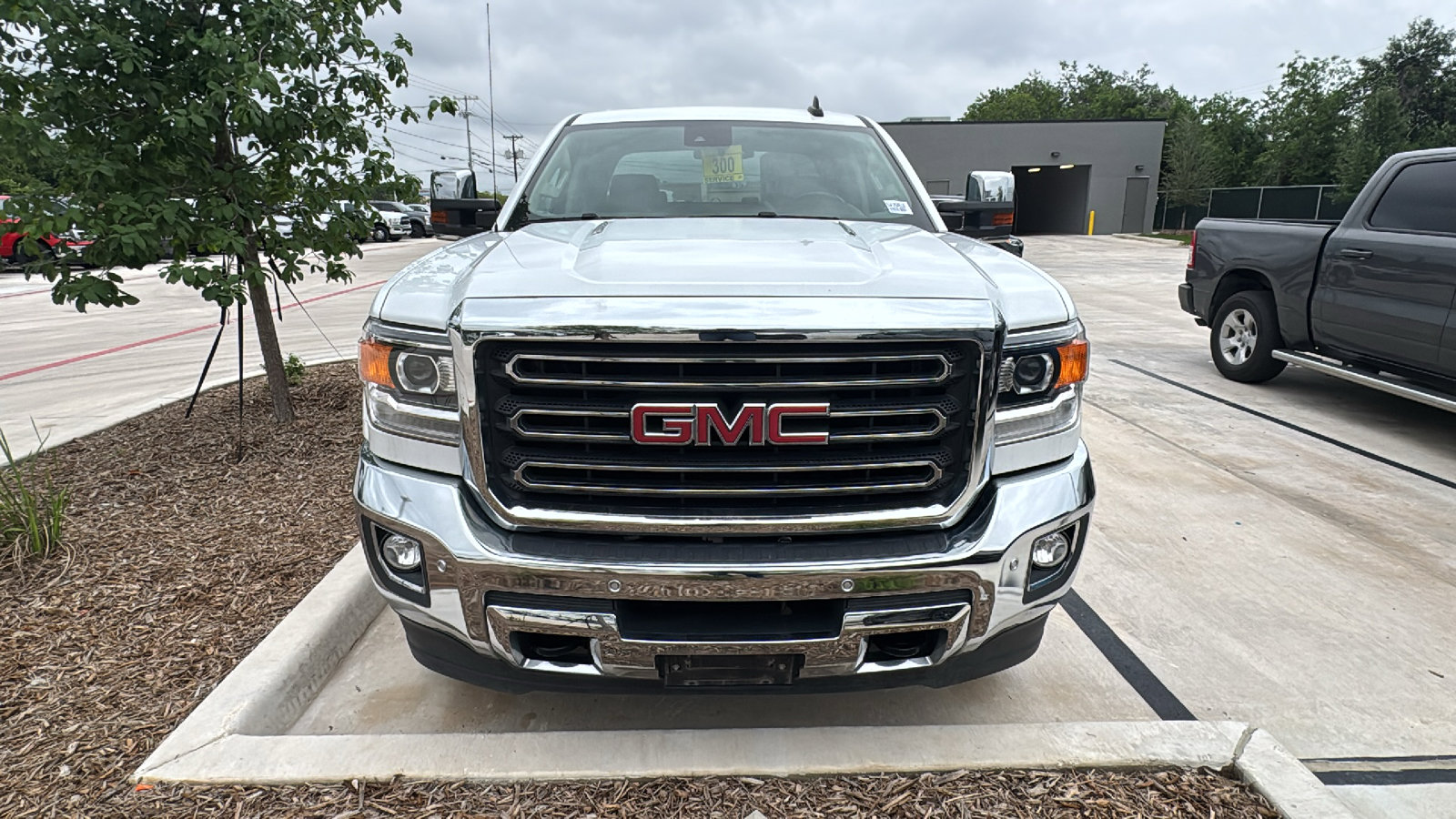 Used 2016 GMC Sierra 2500 SLT w/ Duramax Plus Package AWD/4WD image 2