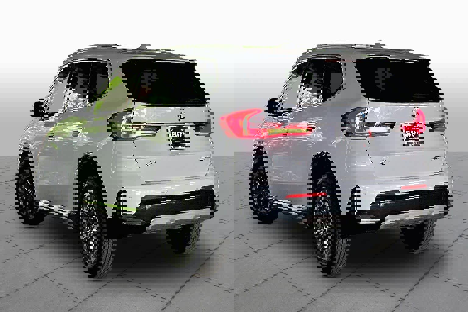 Used 2023 BMW X1 xDrive28i w/ Convenience Package image 11