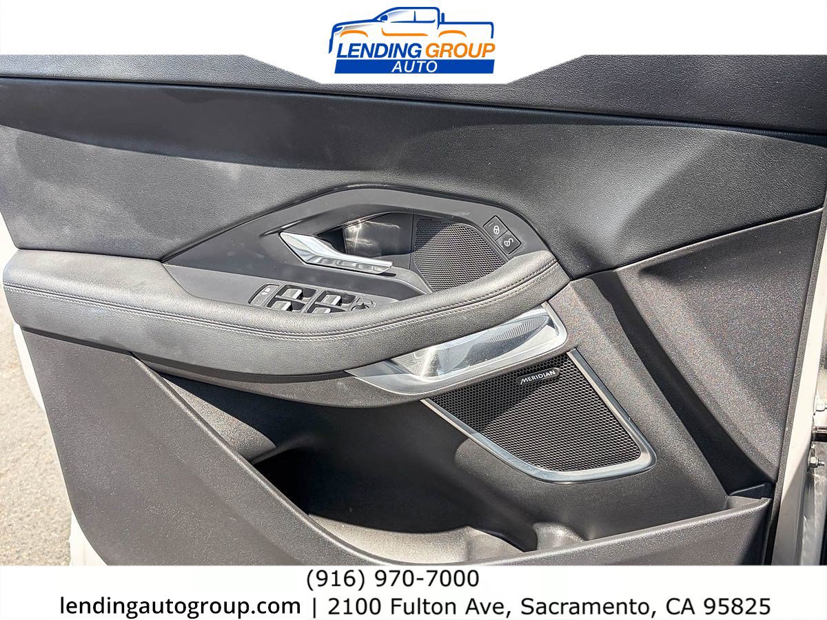 Used 2019 Jaguar E-PACE S AWD/4WD image 19