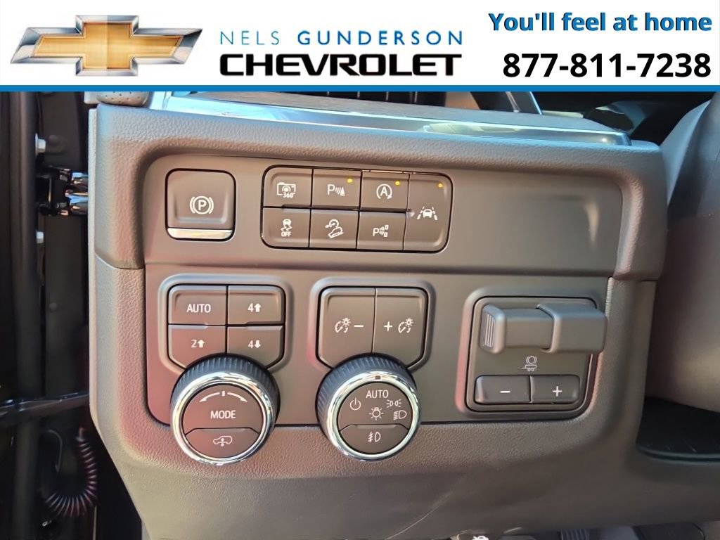 New 2026 Chevrolet Suburban High Country image 26