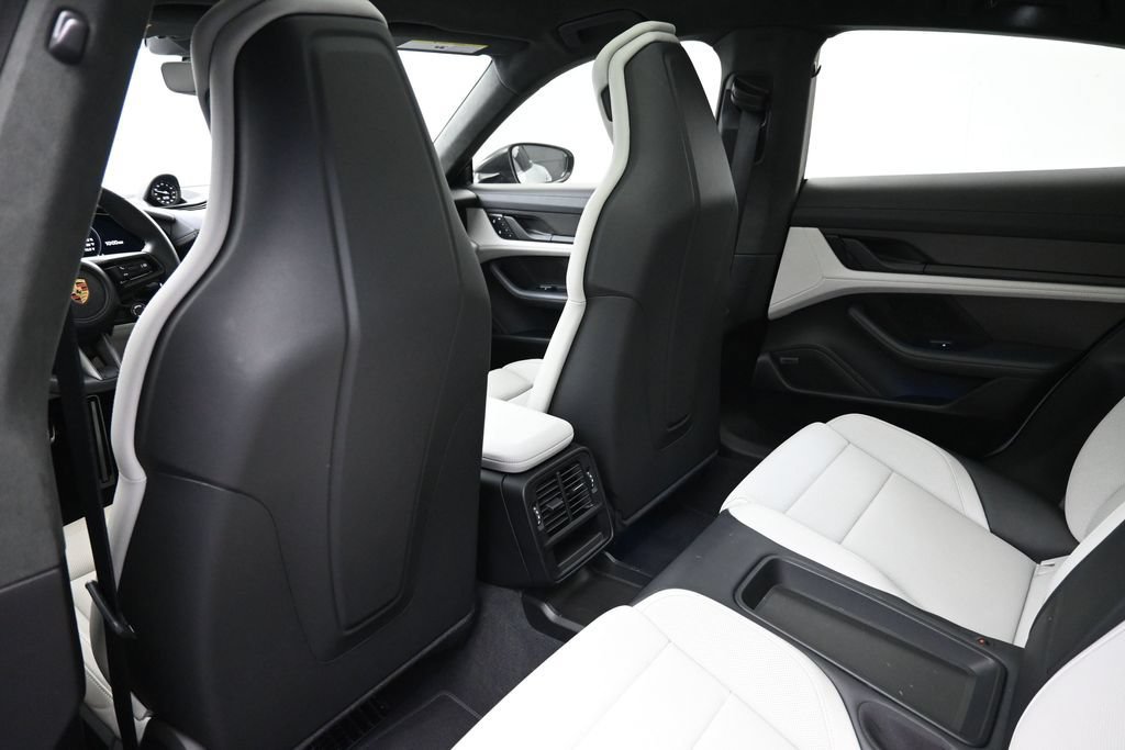 Certified 2023 Porsche Taycan GTS AWD/4WD image 8