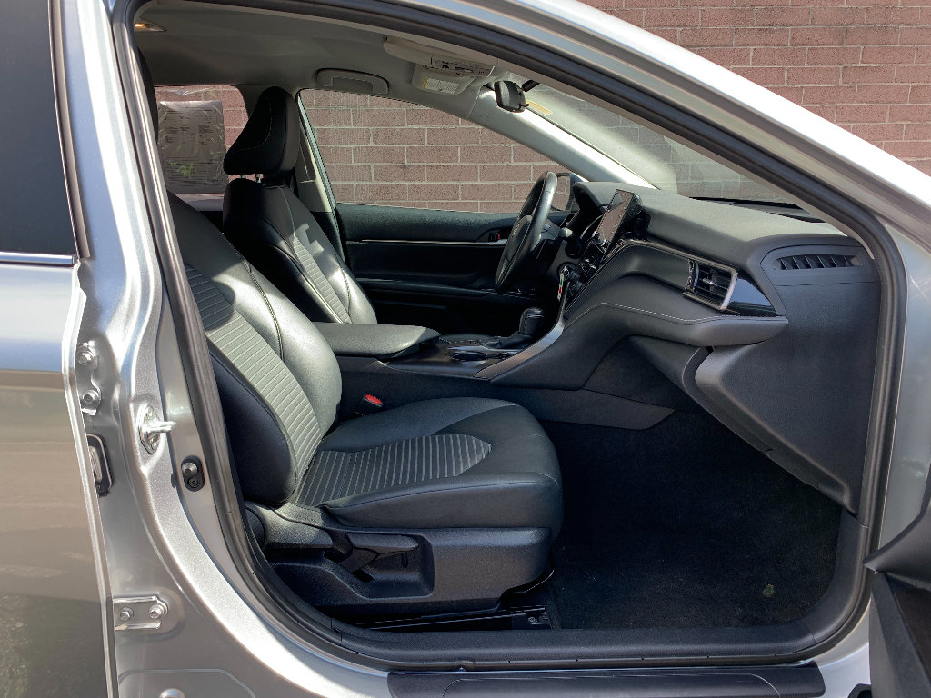 Used 2024 Toyota Camry SE FWD image 20