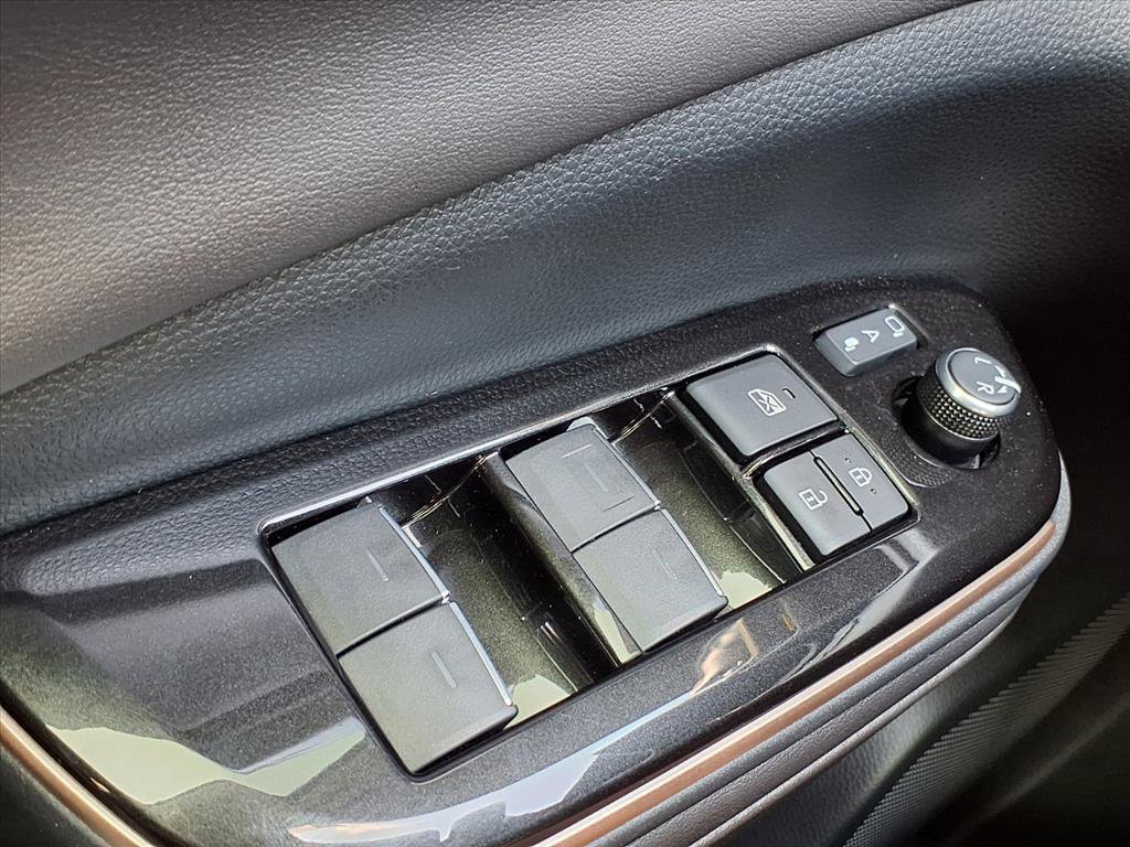 Used 2025 Toyota Crown Nightshade AWD/4WD image 21