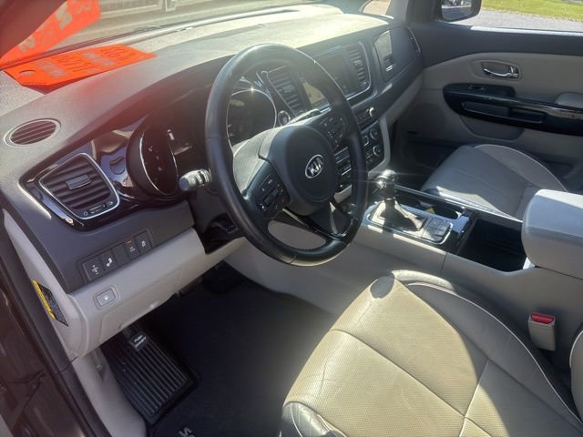Used 2016 Kia Sedona SX image 21