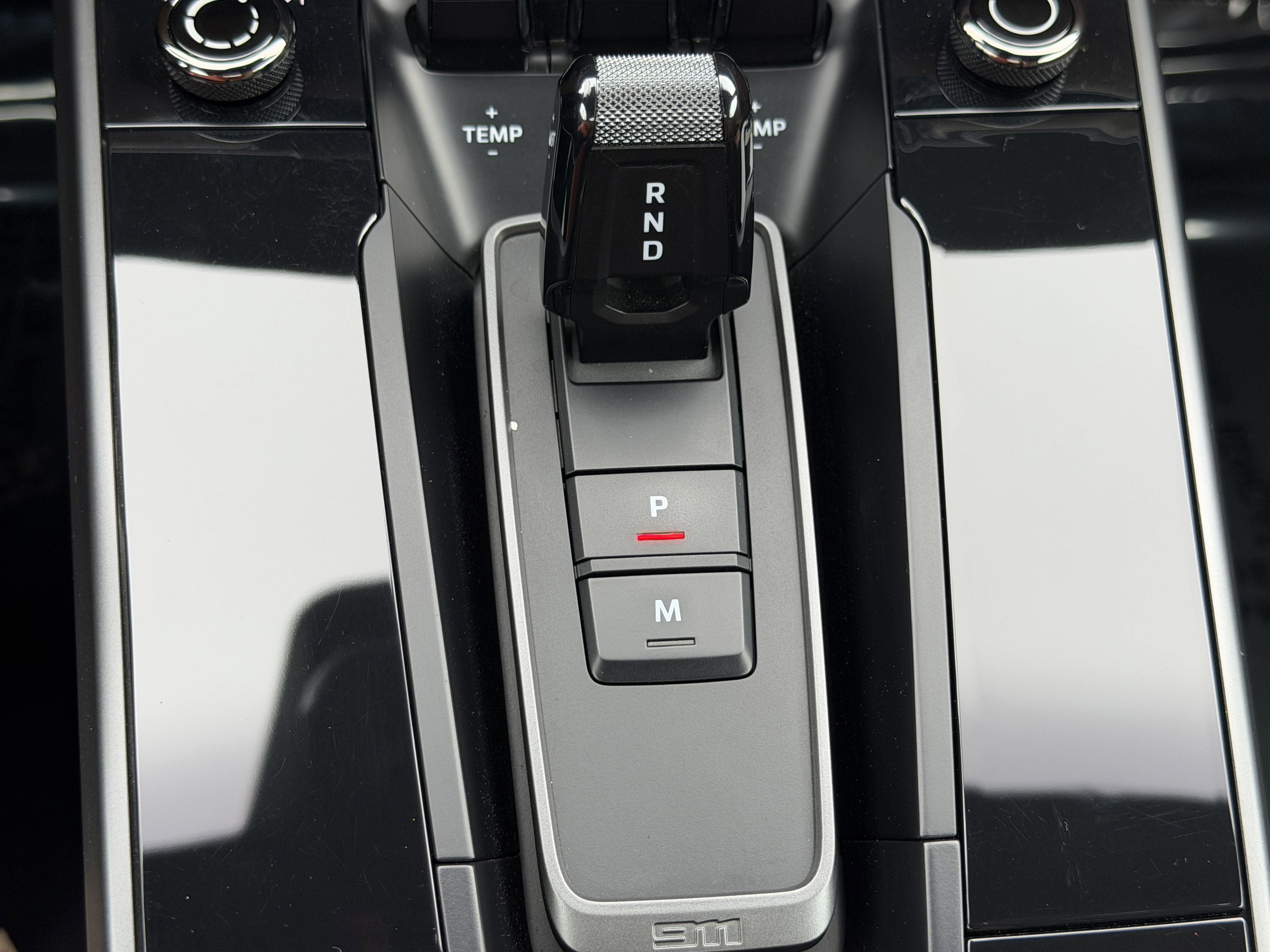 Certified 2020 Porsche 911 Carrera 4S image 27