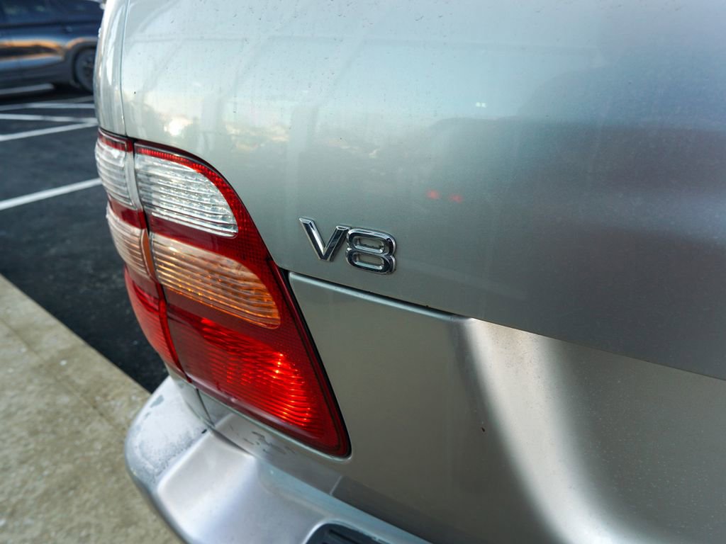 Used 2000 Toyota Land Cruiser image 8