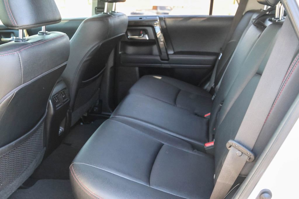 Used 2021 Toyota 4Runner TRD Off-Road Premium AWD/4WD image 14