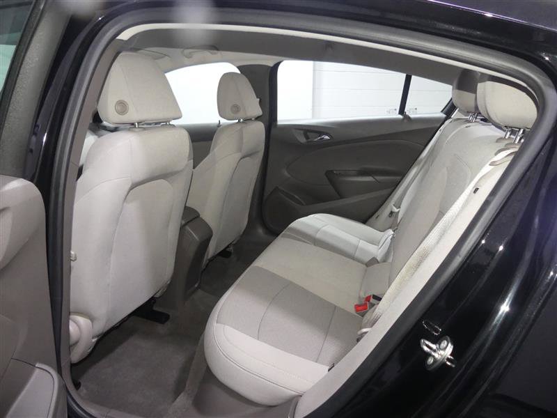 Used 2018 Chevrolet Cruze LS FWD image 26