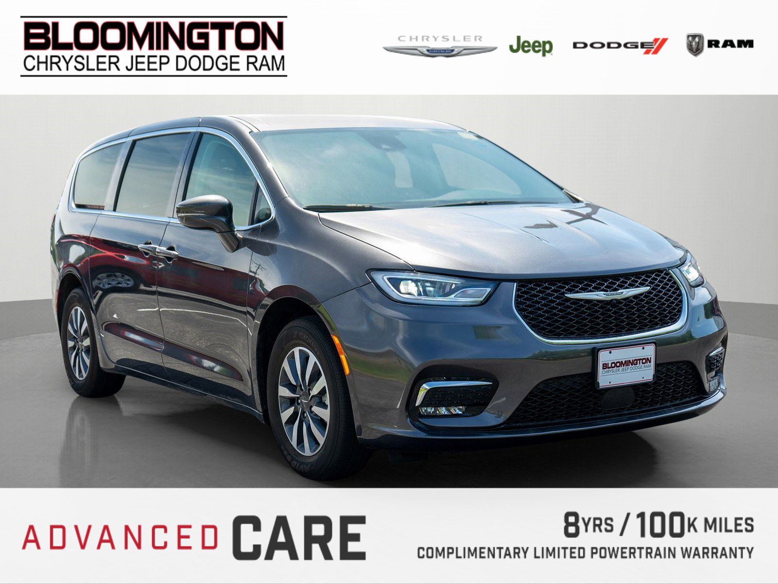 Used 2022 Chrysler Pacifica Touring-L FWD image 1