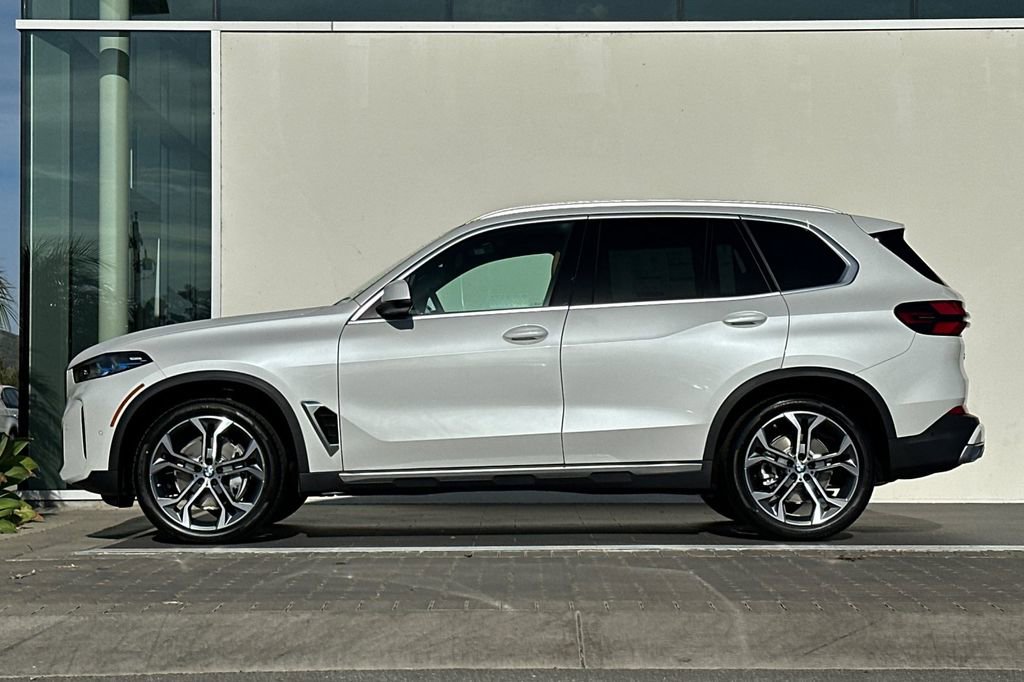 New 2026 BMW X5 xDrive40i image 6