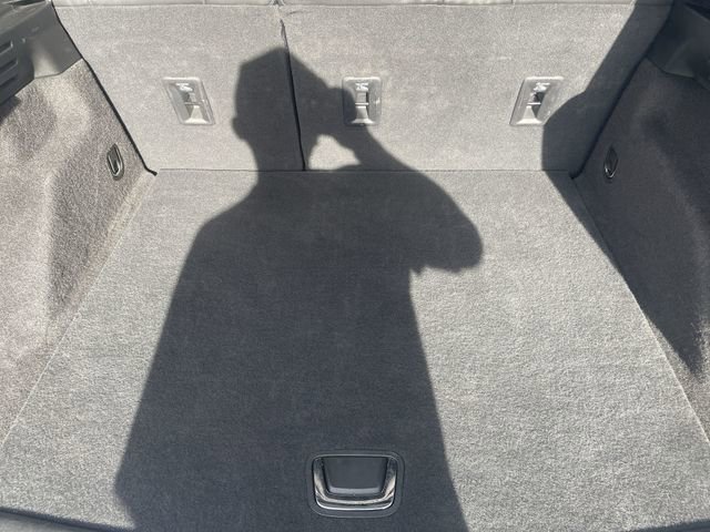 Certified 2024 Cadillac XT4 Premium Luxury image 24