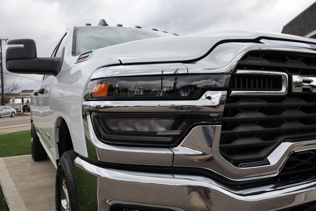 Used 2025 RAM 3500 Big Horn image 4