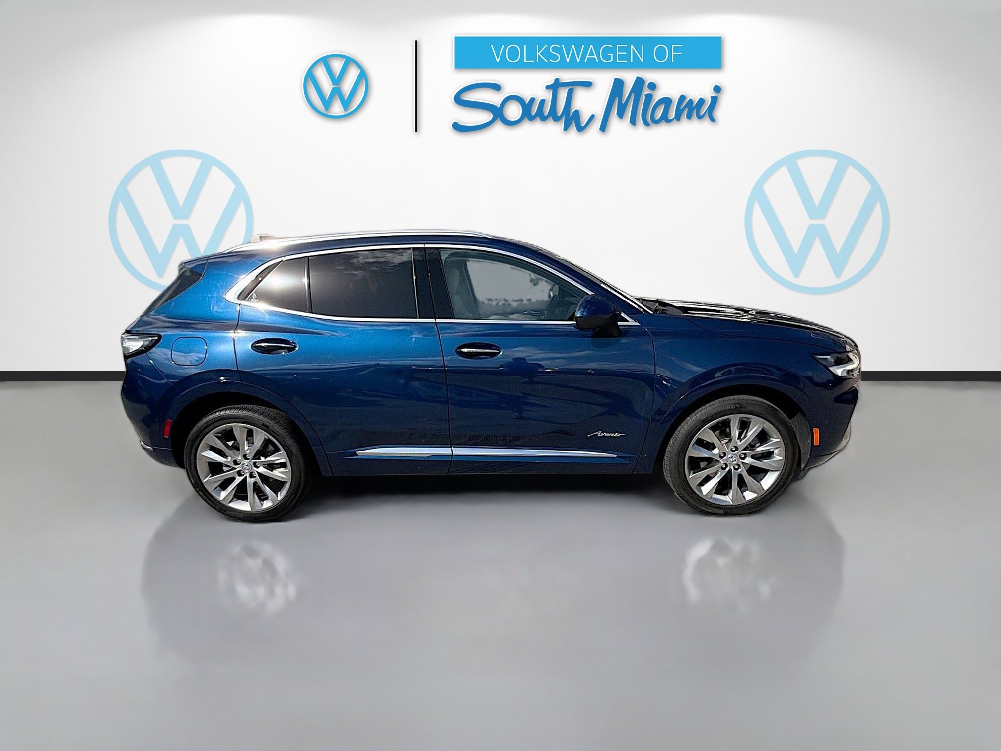 Used 2023 Buick Envision Avenir image 8