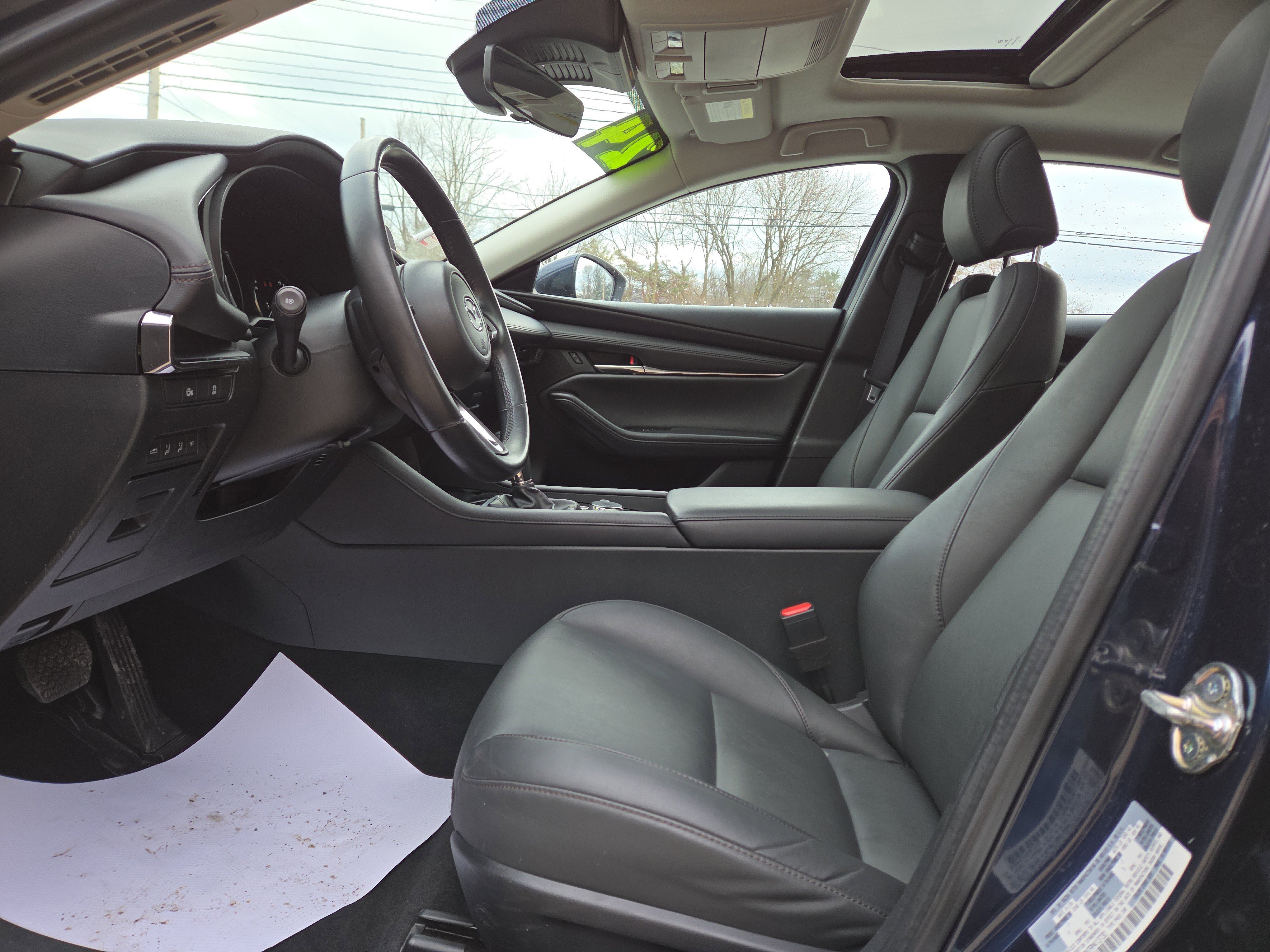 Used 2024 MAZDA MAZDA3 s image 12