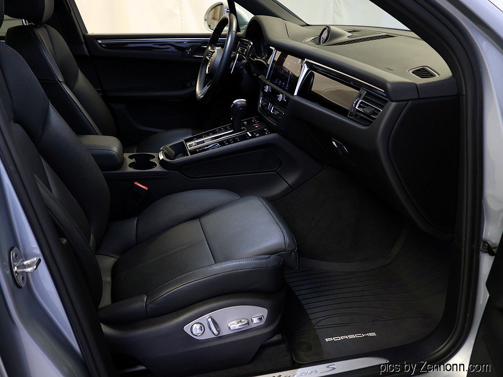 Used 2023 Porsche Macan S image 37
