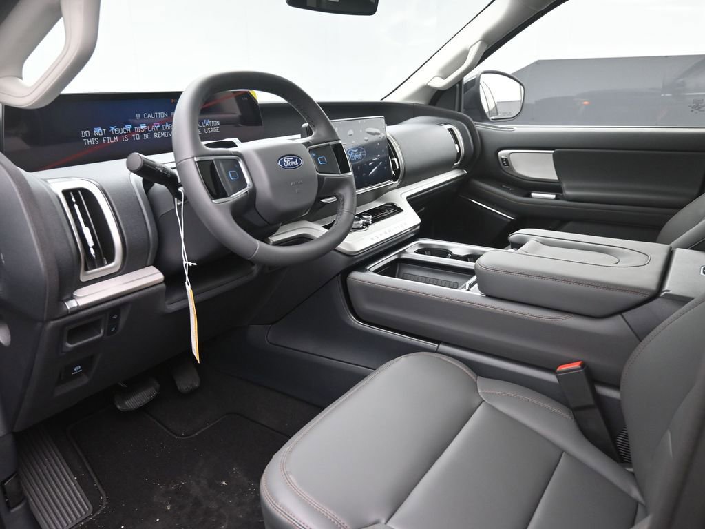 New 2025 Ford Expedition Active RWD image 19