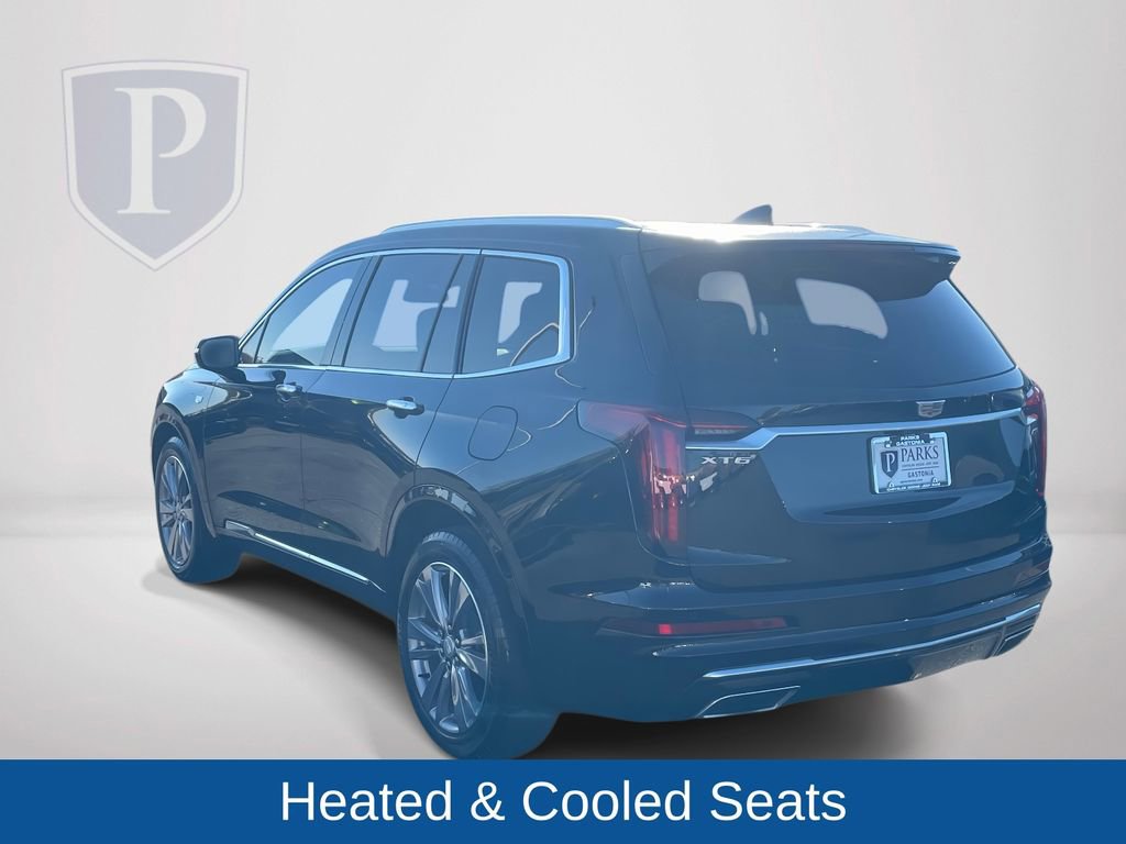 Used 2023 Cadillac XT6 Premium Luxury image 6