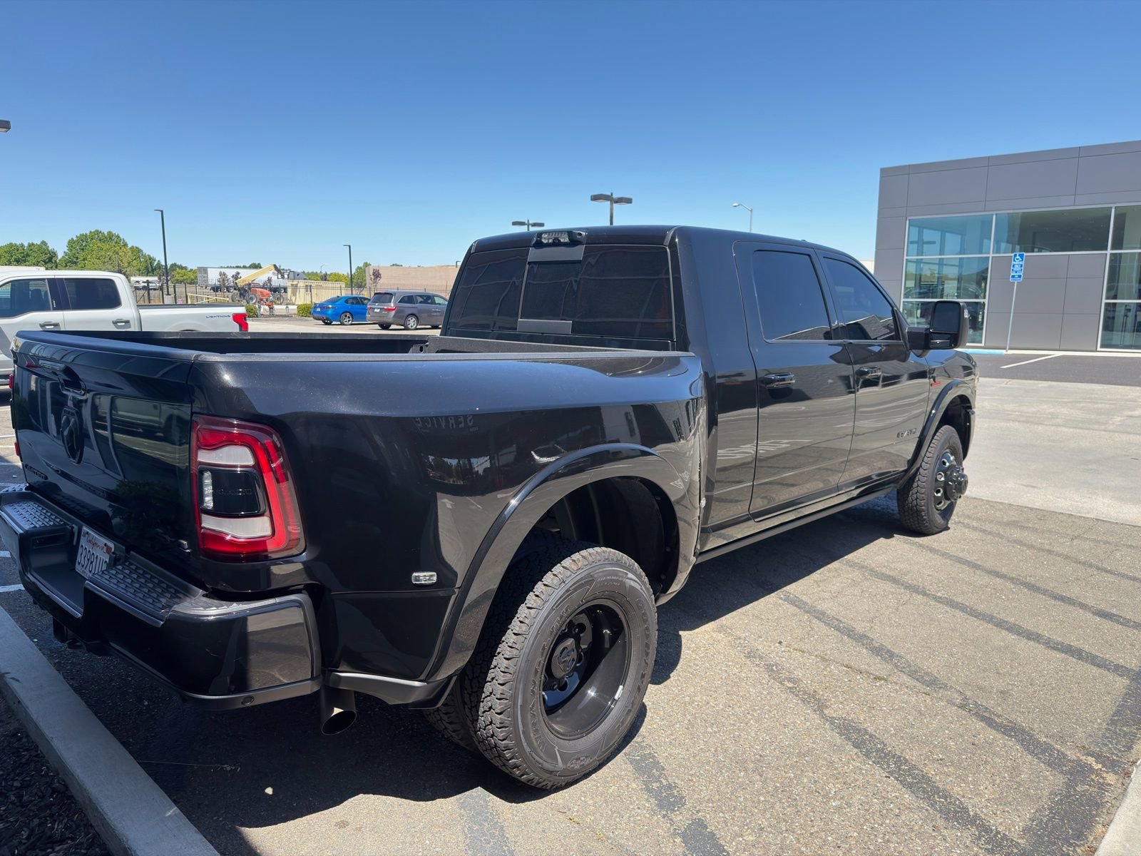 Used 2023 RAM 3500 Limited AWD/4WD image 6