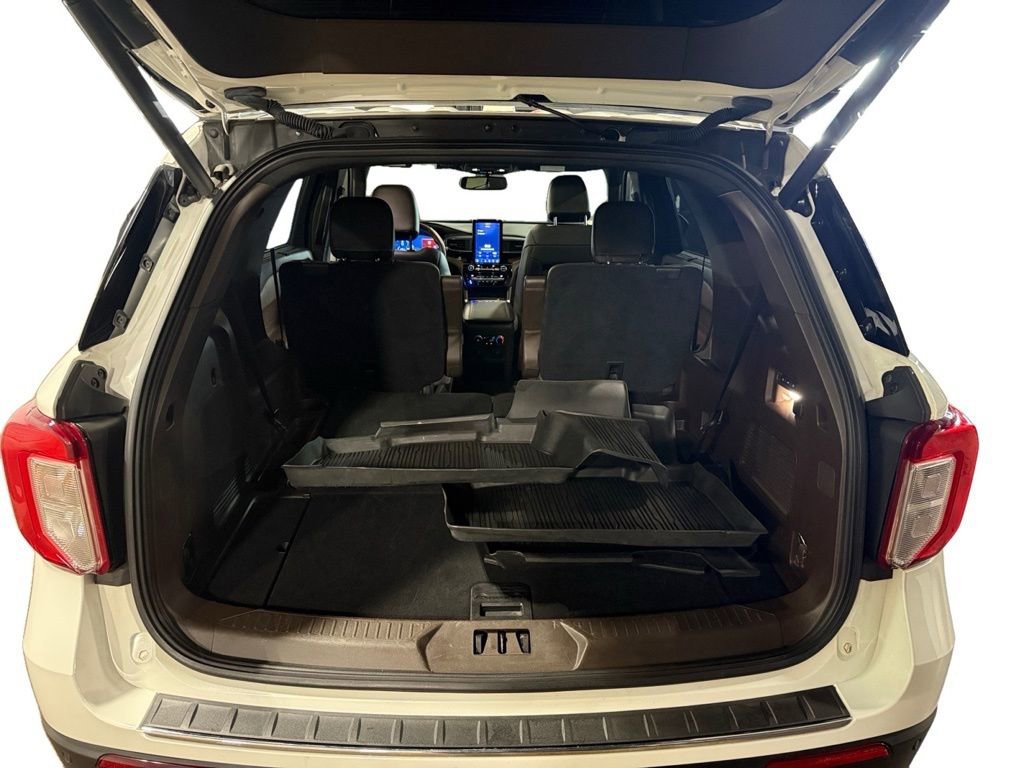 Used 2021 Ford Explorer King Ranch w/ Premium Technology Package AWD/4WD image 22
