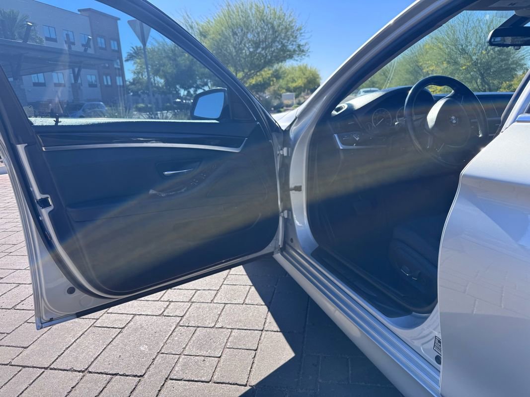 Used 2015 BMW 528i image 7