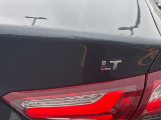 Used 2021 Chevrolet Malibu LT FWD image 5