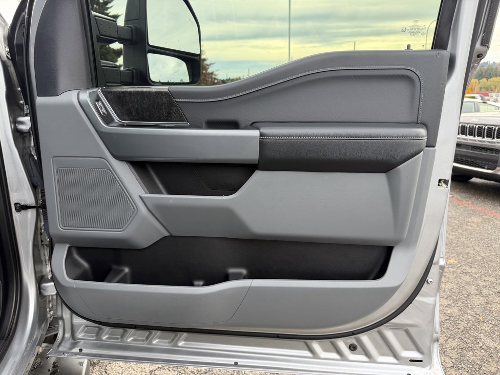 Used 2022 Ford F150 XLT w/ Equipment Group 302A High image 35