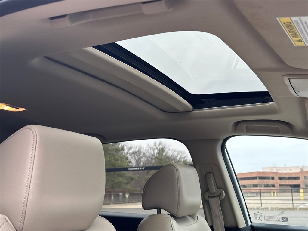 Used 2022 Honda CR-V Touring image 6