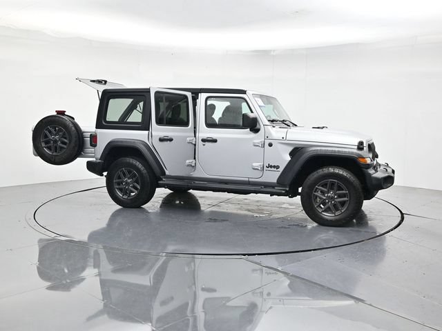 Used 2024 Jeep Wrangler Unlimited Sport AWD/4WD image 56