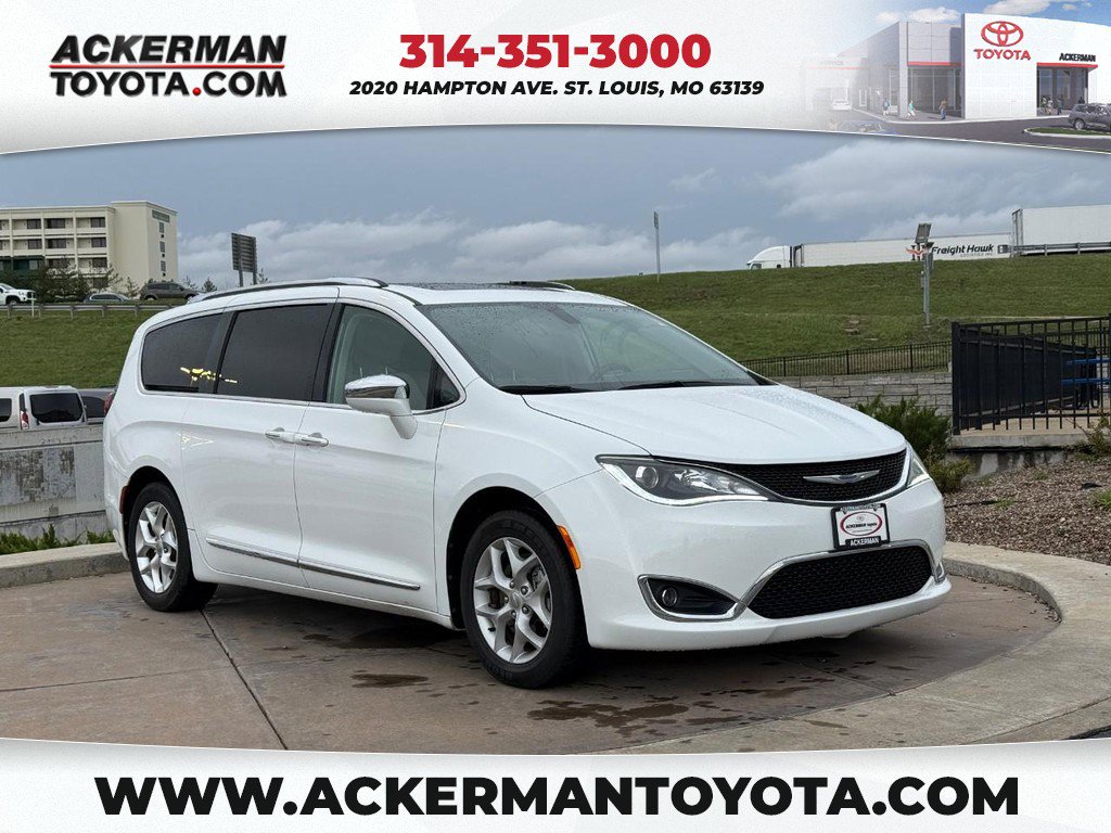 Used 2020 Chrysler Pacifica Limited image 1