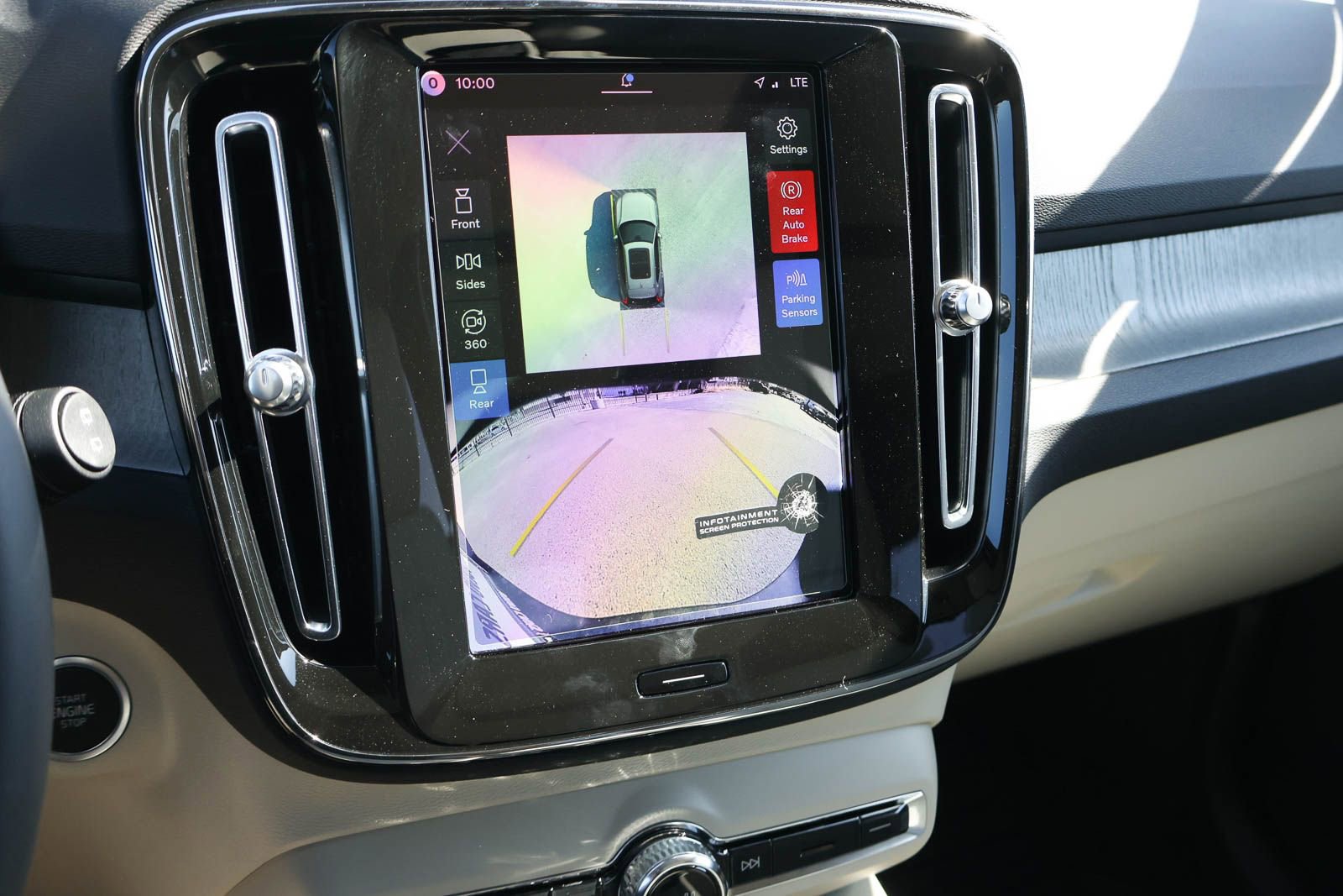 New 2026 Volvo XC40 B5 Plus w/ Protection Package Premier AWD/4WD image 38