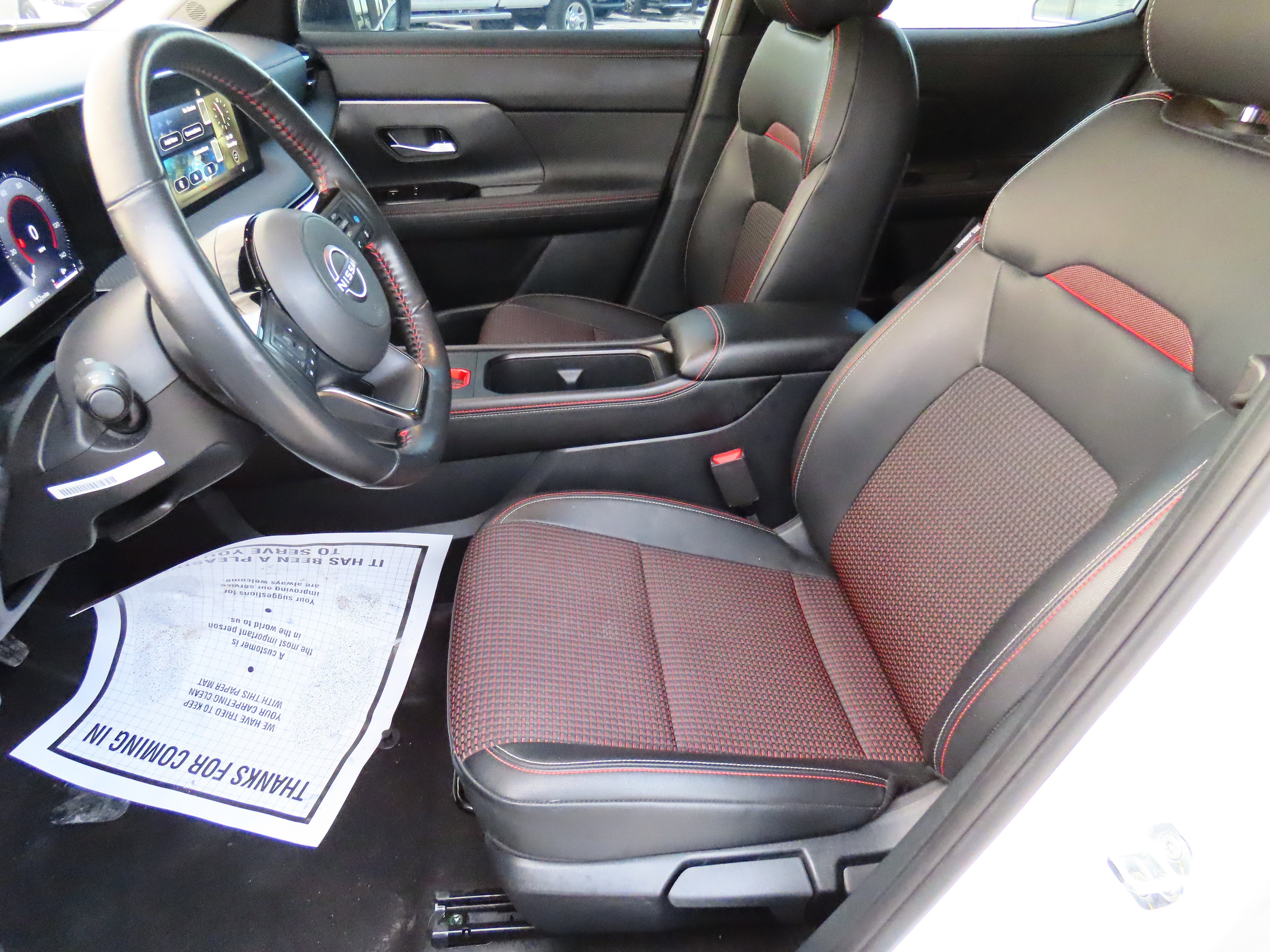 Used 2025 Nissan Kicks SR w/ SR Premium Package image 35