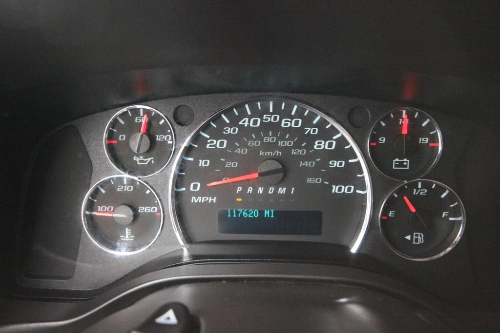 Used 2023 GMC Savana 2500 Extended RWD image 16